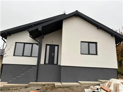 Casa Tomesti -Chicerea, 475mp teren 120.000 Euro