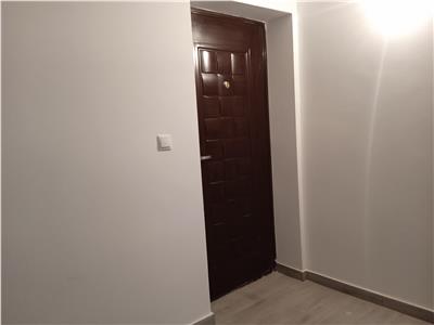 Apartament 3 camere, bloc fara risc, Podu Ros  75.000euro