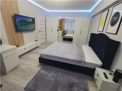 Apartament 2 camere, Stefan cel Mare, recent renovat, etaj intermediar139.000 euro.