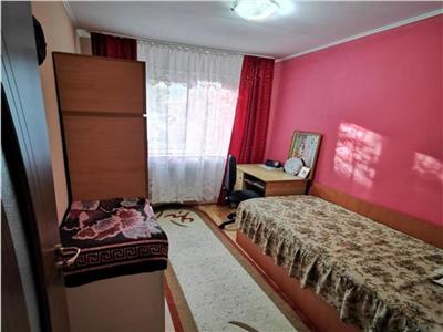 Apartament 3 camere, Alexandru cel Bun  70.000 Euro
