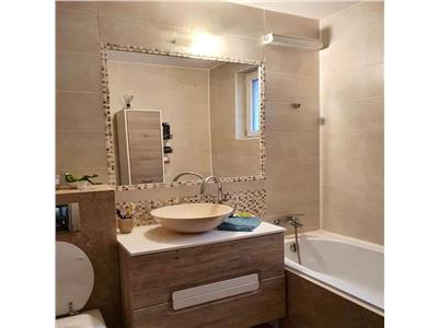 Apartament 3 camere, decomandat, Tătărași/Ciurchi - 85.000 euro