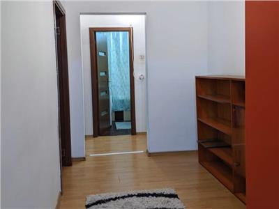 Apartament 3 camere, Alexandru cel Bun  90.000 euro