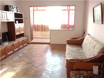 Apartament 2 camere, decomandat, complet mobilat, Tătărași - 65.000 euro