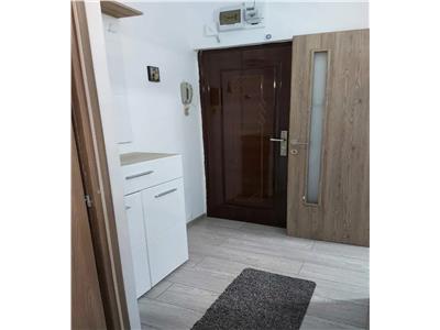 Apartament 2 camere, Podu Ros, etaj 1  73.000 euro