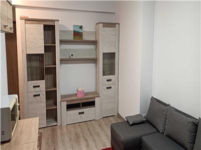 Apartament 3 camere, bloc nou, Cug, zona Pepinierei - 350 euro