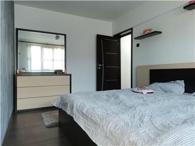 Apartament 3 camere, etaj 1, 2 bai, renovat integral, mobilat complet, Poitiers  95.000 euro