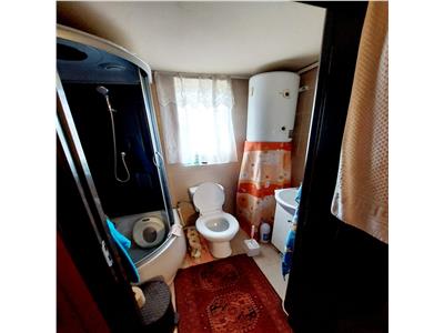 Casa batraneasca, cu baie in interior,  Miroslava, 860mp teren, 43.500 euro
