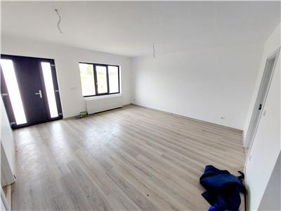 Casa  Holboca Iasi 3 c/ placa de beton/ CANALIZARE