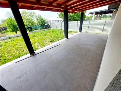 Casa  Holboca Iasi 3 c/ placa de beton/ CANALIZARE