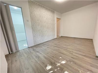 Apartament 2 camere, renovat, bloc fără risc, Tatarasi - 52.500 euro