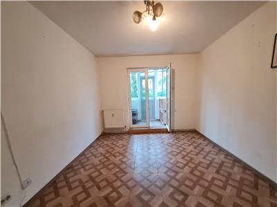 Apartament 2 camere, parter cu balcon, Tudor Metalurgie - 58.500 euro