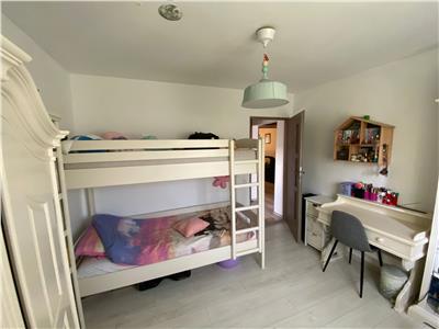 Apartament de vanzare, 4 camere, decoandat, Galata, 103.000 euro