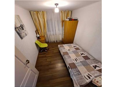 Apartament cu 3 camere in Galata