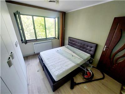 Apartament cu 3 camere de nchiriat, zona Tatarasi