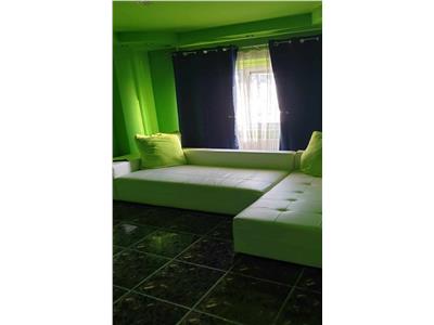 Apartament de vanzare cu 3 camere - Zona Pacurari- 90.000euro. NEG.