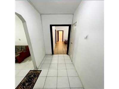 Apartament 3 camere, DaciaZimbru, 71mp, etaj intermediar  89000 euro