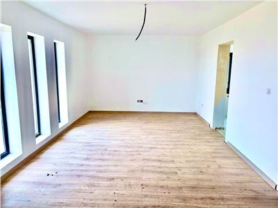 Casa Holboca, 5 cam, 2 bai, la doar 8km de Ia?i  115.000 euro