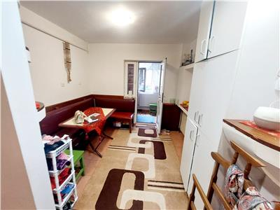 Apartament 2 camere decomandat, Nicolina Clopotari  83.000 euro