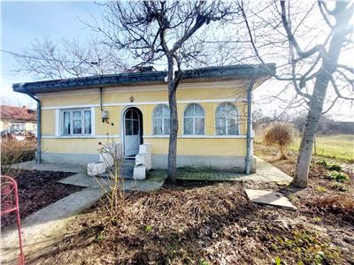 Casa bătrânească Aroneanu, 1000 mp teren - 125.000 euro