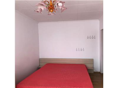 Apartament 3 camere, Podu Ros  79.000 euro neg.
