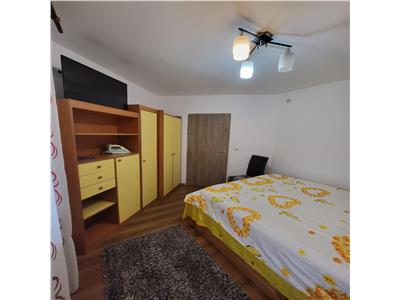 Apartament 2 camere decomandat, Canta  85.000 euro neg