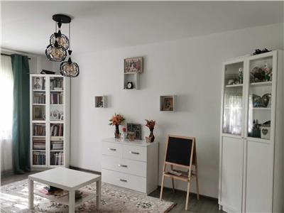 Apartament 3 camere, Nicolina Cug, etaj 2/4, 129.000 euro