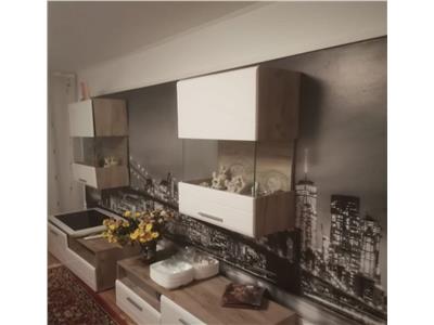 Apart. 3 cam.,D., 2 balc., etaj 4 cu POD, NicolinaCug, 92.000 euro neg
