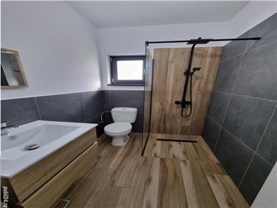 FINALIZATA 3 camere/ 2 bai TOMESTI IASI