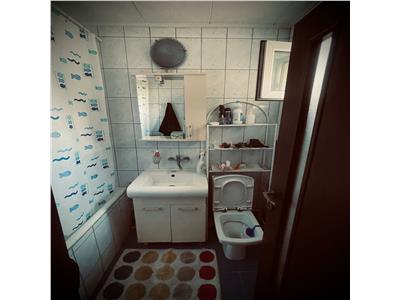 Apartament 2 cam. D., Nicolina, 72.000 euro neg.