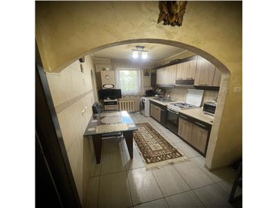 Apartament 2 cam. D., Nicolina, 72.000 euro neg.