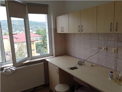 Apartament cu 3 camere,Alexandru cel Bun,117.000 euro