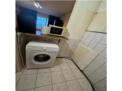 Apart 1 cam., D, Podu RosCantemir, et. interm., liber, 41.800 EURO