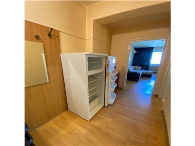 Apart 1 cam., D, Podu RosCantemir, et. interm., liber, 41.800 EURO