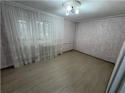 Apart. 2 cam., decomandat, renovat nou, Pacurari, 390 euro