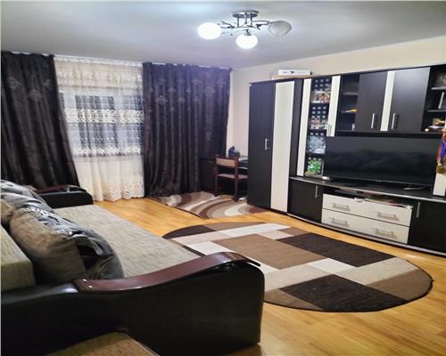 Apartament 3 camere, etaj 2, bloc 1986, Tomesti - 85.000 euro