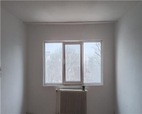 Apart. 2 camere,  Podu Ros, 76.000 EURO NEG
