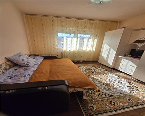 NICOLINALIDLPrima statie, Apt.3cam.D, CT, BL.1982, 108.000 EURO NEG