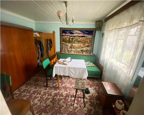 Casa Comarna Iasi  + teren 2300 mp