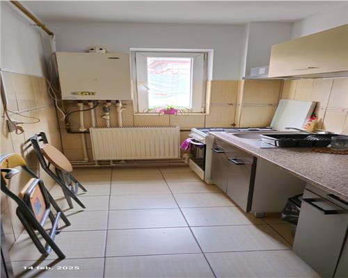 Apart. 2cam. D, etaj 1, Pacurari-bulevard, 77.500 EURO NEG