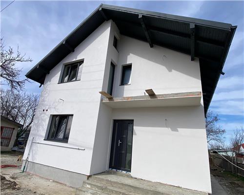 Casa Holboca Iasi 4 c/400mp teren CANALIZARE si ASFALT