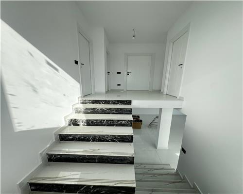 Casa BarnovaPietrarie, 4 cam, 2 bai  145.000 euro