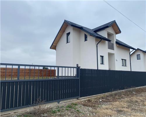 Casa Miroslava Vorovesti 4 camere