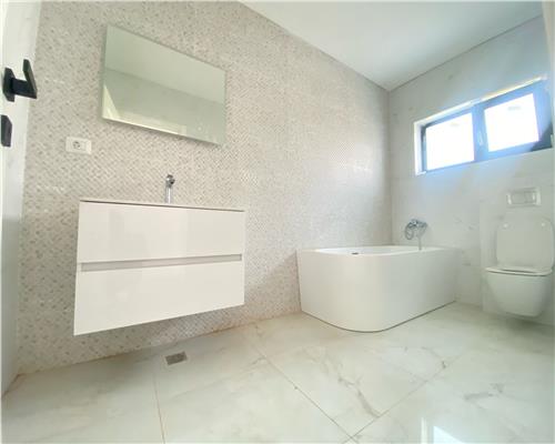 Casa Miroslava Iasi , 4 camere/3 bai/ ASFALT