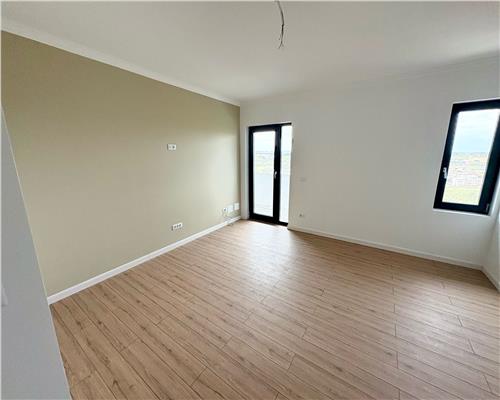 Casa Individuala Visan, 5 camere, 2 bai, beci, intabulat?  168.000 euro