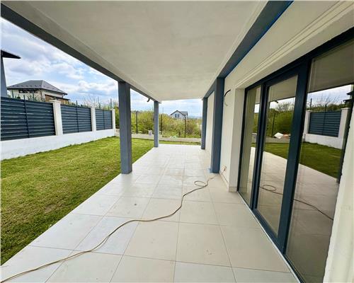 Casa Individuala Visan, 5 camere, 2 bai, beci, intabulat?  168.000 euro