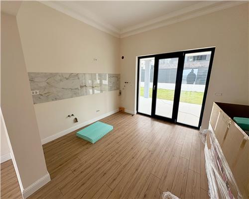 Casa Individuala Visan, 5 camere, 2 bai, beci, intabulat?  168.000 euro