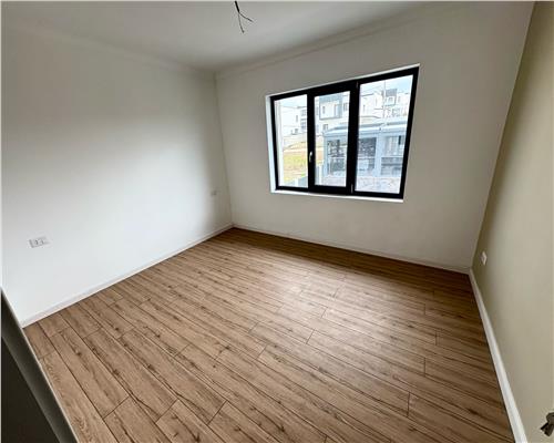 Casa Individuala Visan, 5 camere, 2 bai, beci, intabulat?  168.000 euro