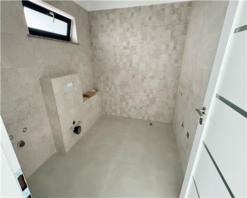Casa Individuala Visan, 5 camere,  2 bai, 475mp teren  185.000 euro