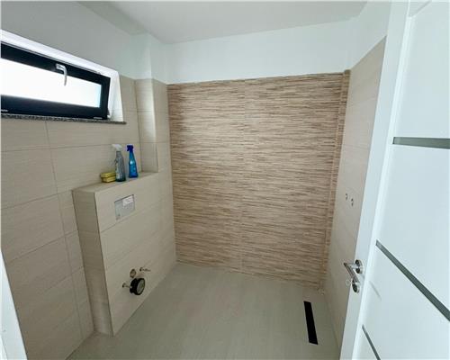 Casa Individuala Visan, 5 camere,  2 bai, 475mp teren  185.000 euro