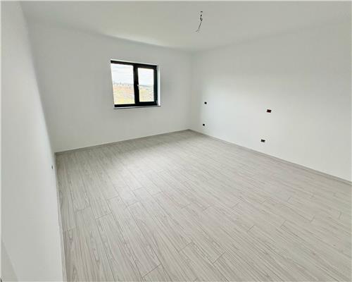 Casa Individuala Visan, 5 camere,  2 bai, 475mp teren  185.000 euro